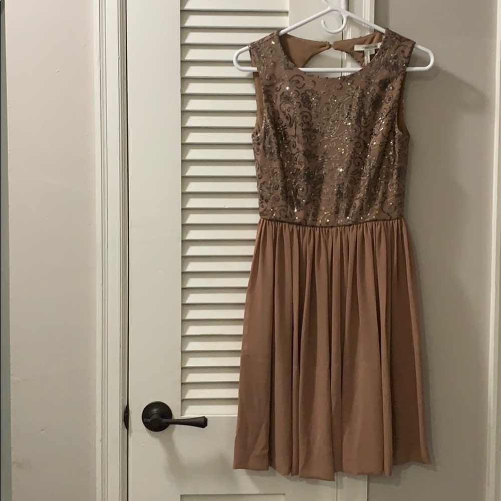 Max & Cleo formal dress, size 4 (EUC)